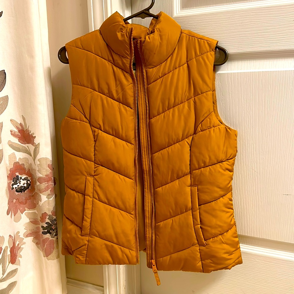Puffy vest
